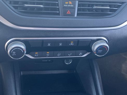 Certified 2022 Nissan Altima 2.5 SV image 29