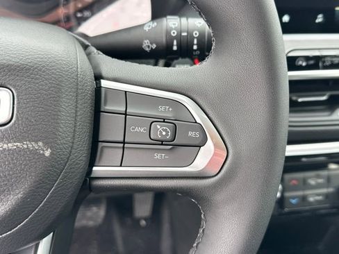 New 2026 Jeep Compass Latitude image 20