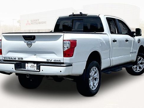 Used 2024 Nissan Titan SV w/ SV Convenience Package AWD/4WD image 6