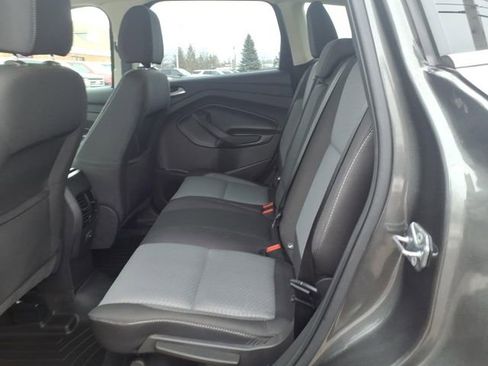 Certified 2017 Ford Escape SE image 11