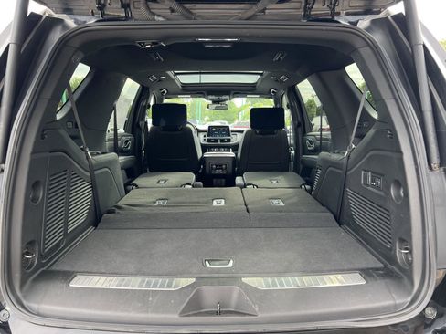 Used 2023 Chevrolet Tahoe Premier AWD/4WD image 53