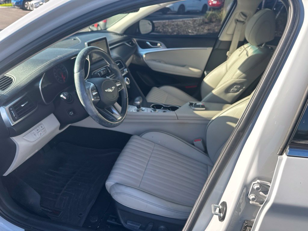 Used 2020 Genesis G70 2.0T w/ Elite Package RWD image 13