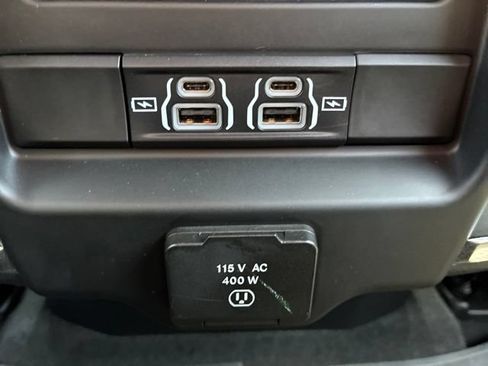 Used 2022 RAM 1500 Laramie w/ Sport Appearance Package AWD/4WD image 26