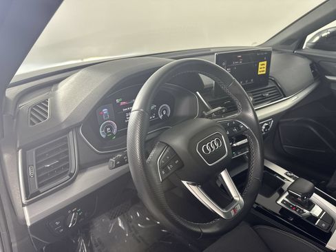 Used 2023 Audi Q5 e Premium Plus w/ Premium Plus Package AWD/4WD image 10