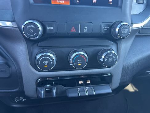 Used 2024 RAM 3500 Big Horn image 46