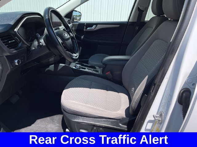 Used 2021 Ford Escape SE w/ SE Sport Appearance Package AWD/4WD image 9