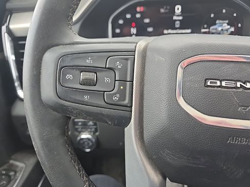 Used 2025 GMC Sierra 3500 Denali image 16