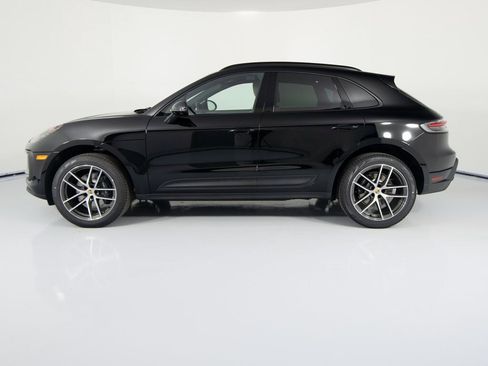 New 2026 Porsche Macan image 7