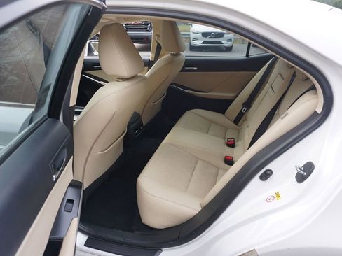 Used 2014 Lexus IS 250 image 12