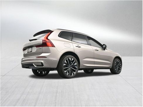 New 2026 Volvo XC60 T8 Ultra w/ Protection Package Premier AWD/4WD image 25