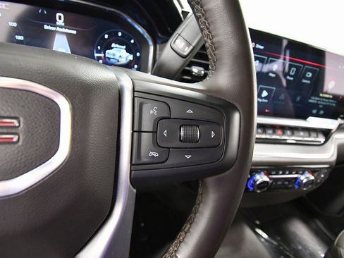 Used 2024 GMC Sierra 1500 SLT image 20