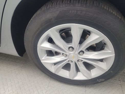 Used 2025 Chevrolet Malibu LT FWD image 31