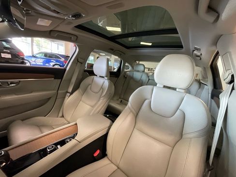 Used 2018 Volvo S90 T6 Inscription w/ Convenience Package AWD/4WD image 10