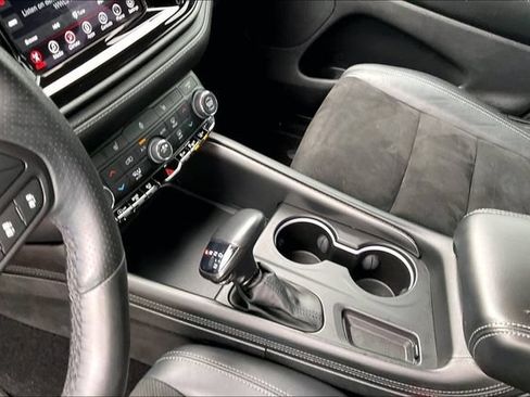 Used 2022 Dodge Durango GT AWD/4WD image 13