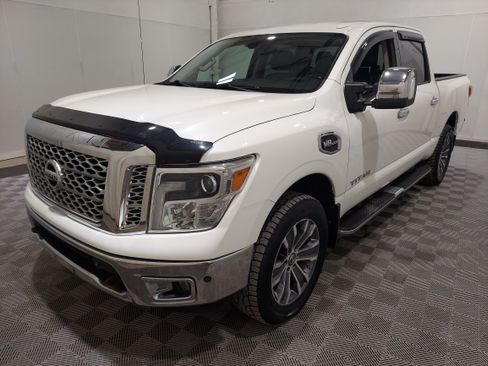 Used 2017 Nissan Titan S AWD/4WD image 1