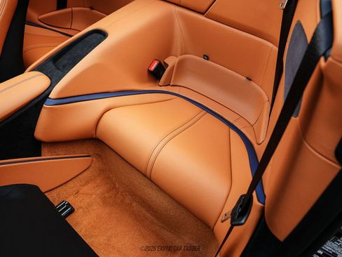 Used 2026 Ferrari Roma Spider RWD image 43
