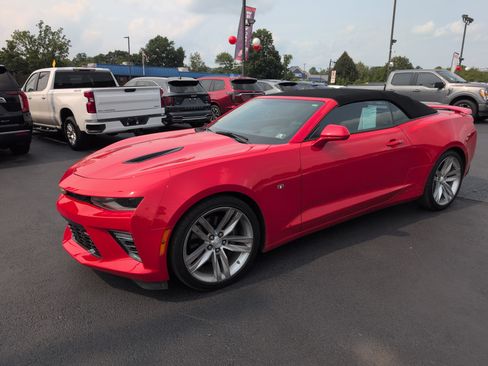 Used 2016 Chevrolet Camaro SS RWD image 8