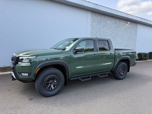New 2026 Nissan Frontier PRO-4X w/ Pro-4x Convenience Package image 2