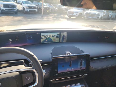 New 2026 Lincoln Nautilus Premier image 33