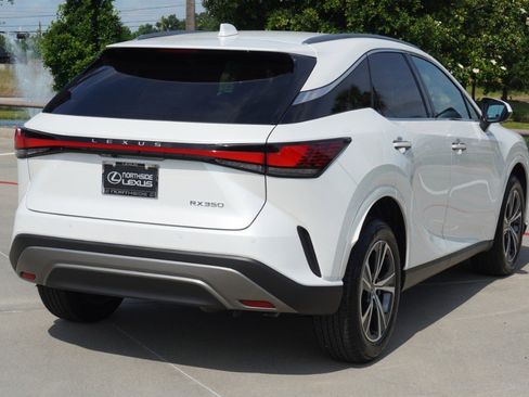 Used 2025 Lexus RX 350 Premium w/ Accessory Package (Z1) FWD image 6