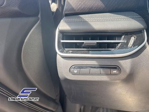 Used 2022 INFINITI QX60 Sensory w/ Cargo Package image 25