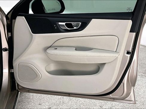 Certified 2025 Volvo S60 B5 Plus w/ Protection Package Premier image 25