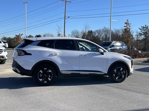 Certified 2026 Kia Sportage LX image 8