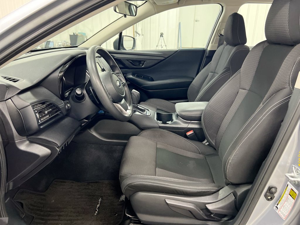Used 2024 Subaru Outback AWD/4WD image 19