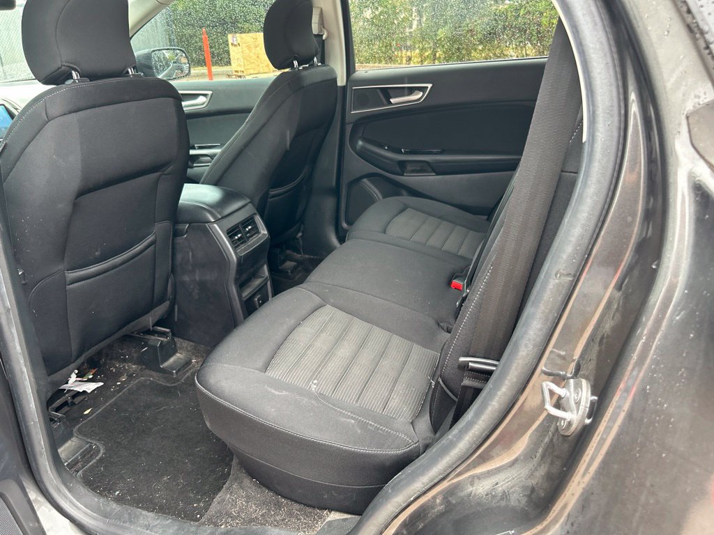 Used 2018 Ford Edge SEL FWD image 12