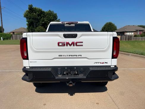 Used 2023 GMC Sierra 1500 AT4X AWD/4WD image 4