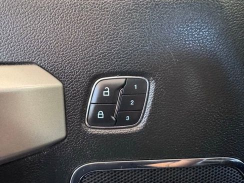 Used 2017 Ford F250 Lariat w/ Tow Technology Bundle image 12