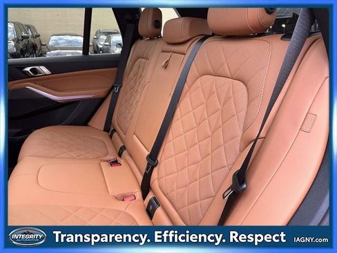 Used 2023 BMW X5 xDrive40i w/ Premium Package image 18