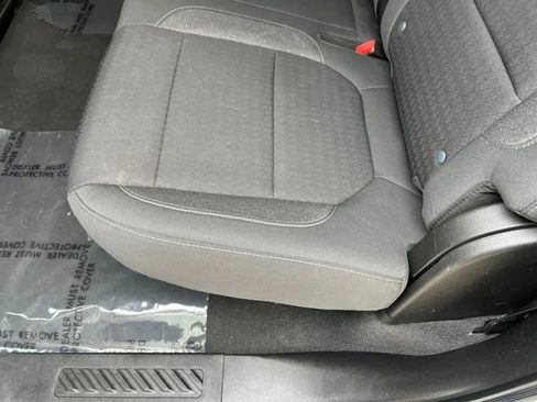 Used 2020 Chevrolet Silverado 1500 LT w/ Convenience Package image 31