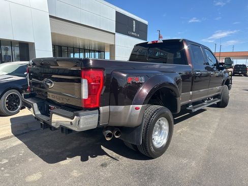Used 2019 Ford F350 Lariat w/ Lariat Ultimate Package image 2