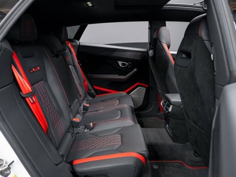 Used 2024 Lamborghini Urus Performante image 36