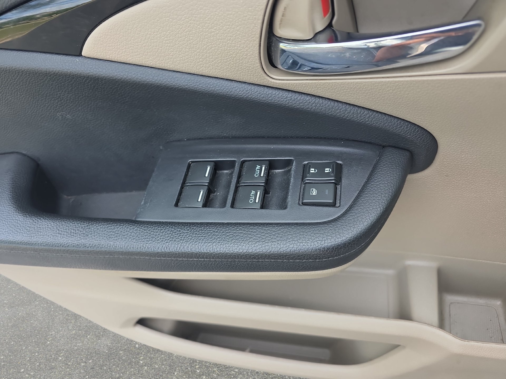 Used 2021 Honda Pilot Touring image 27