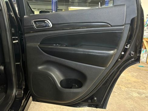Used 2019 Jeep Grand Cherokee Limited X AWD/4WD image 30