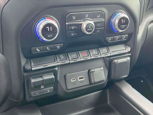 Used 2021 GMC Sierra 1500 AT4 image 28