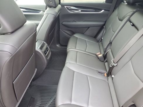 Certified 2022 Cadillac XT5 Premium Luxury AWD/4WD image 25