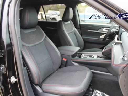 New 2026 Ford Explorer ST w/ Sun And Sound Package image 7
