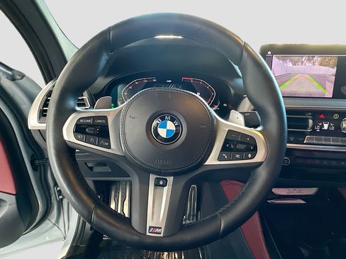 Used 2023 BMW X4 xDrive30i w/ M Sport Package image 11
