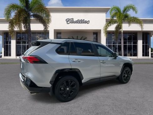 Used 2024 Toyota RAV4 SE image 14