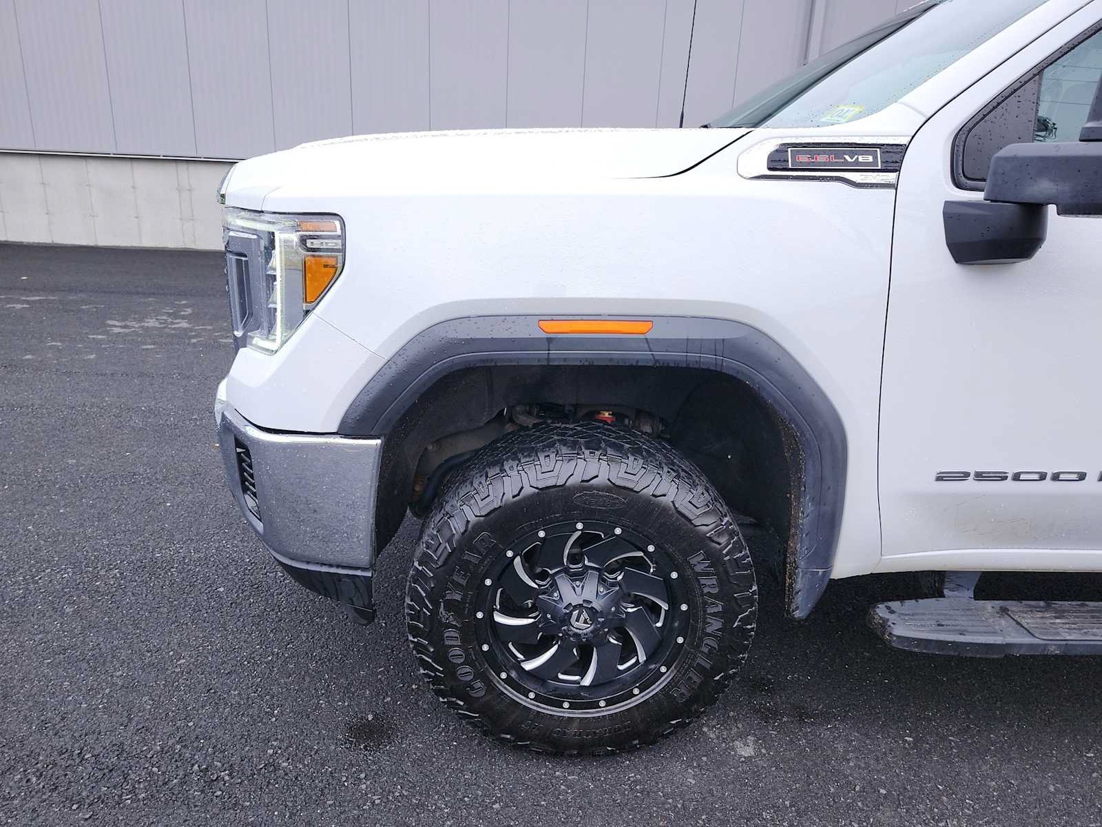 Used 2022 GMC Sierra 2500 Pro w/ Convenience Package AWD/4WD image 10