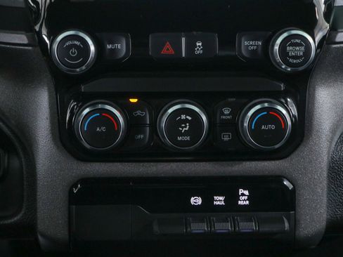 Used 2022 RAM 2500 Tradesman AWD/4WD image 21