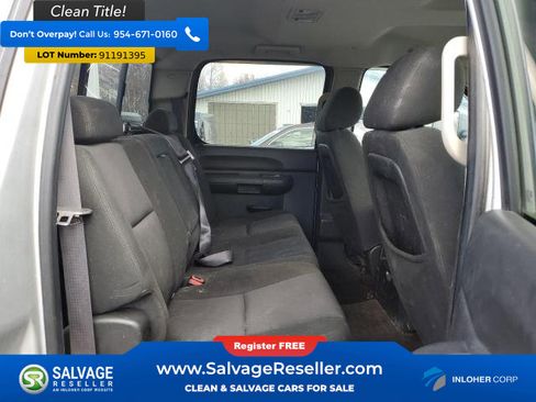 Used 2011 GMC Sierra 2500 SLE w/ SLE Preferred Package image 13