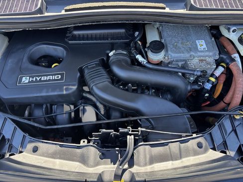 Used 2016 Ford C-MAX SE image 10