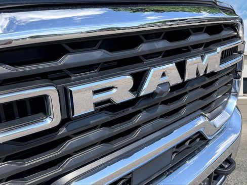 Certified 2025 RAM 2500 Big Horn AWD/4WD image 26
