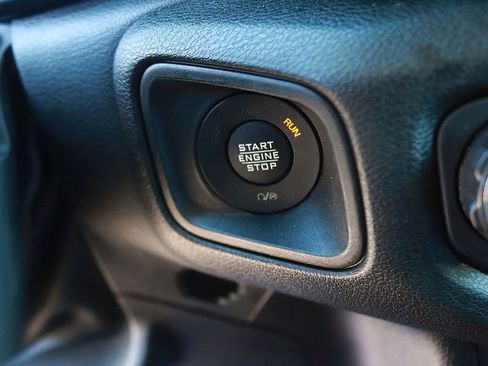 Used 2025 Jeep Wrangler Unlimited Sport AWD/4WD image 22