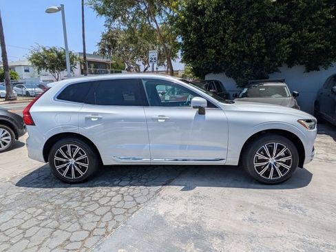 Used 2020 Volvo XC60 T6 Inscription w/ Protection Package Premier AWD/4WD image 2