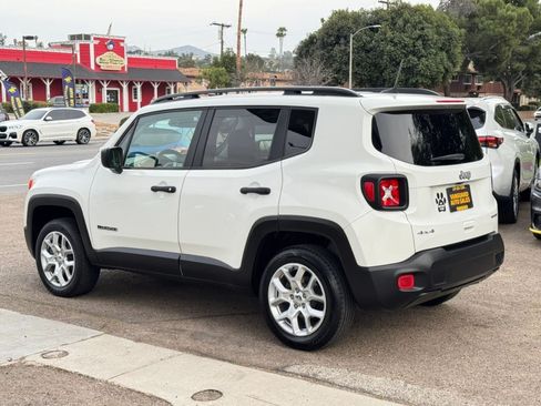 Used 2018 Jeep Renegade Sport w/ Power & Air Group AWD/4WD image 39